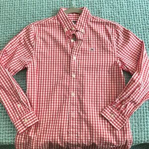 Vineyard Vines Whale Shirt Red gingham Size medium boys. (12-14)